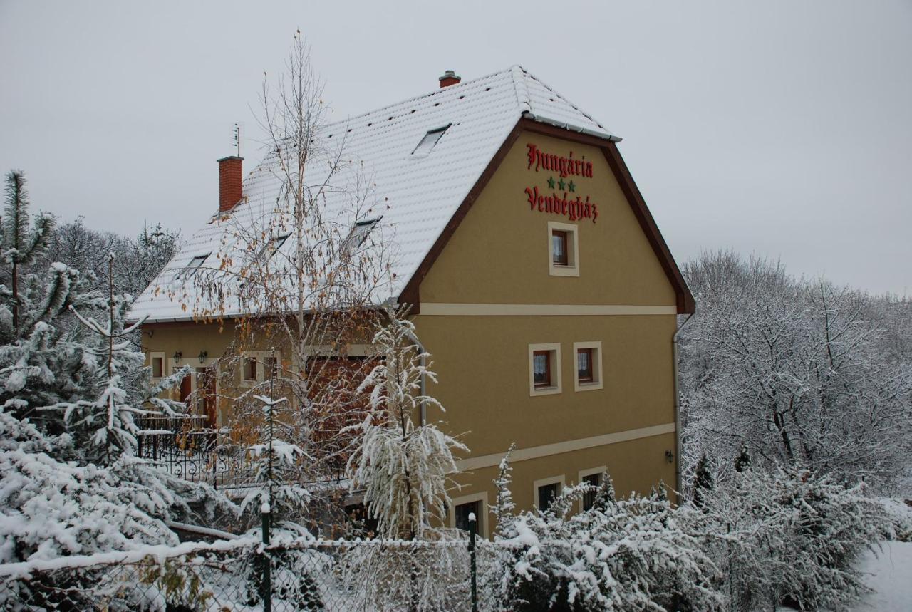 Hungaria Vendeghaz Hotel Eger Luaran gambar